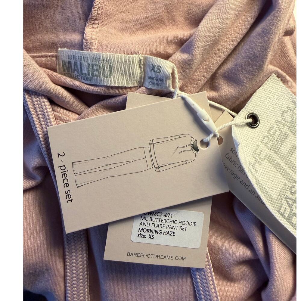 Barefoot Dreams NWT Size XS Stretch MC Butterchic Hoodie and Flare Pant Set Pink - Picture 6 of 6